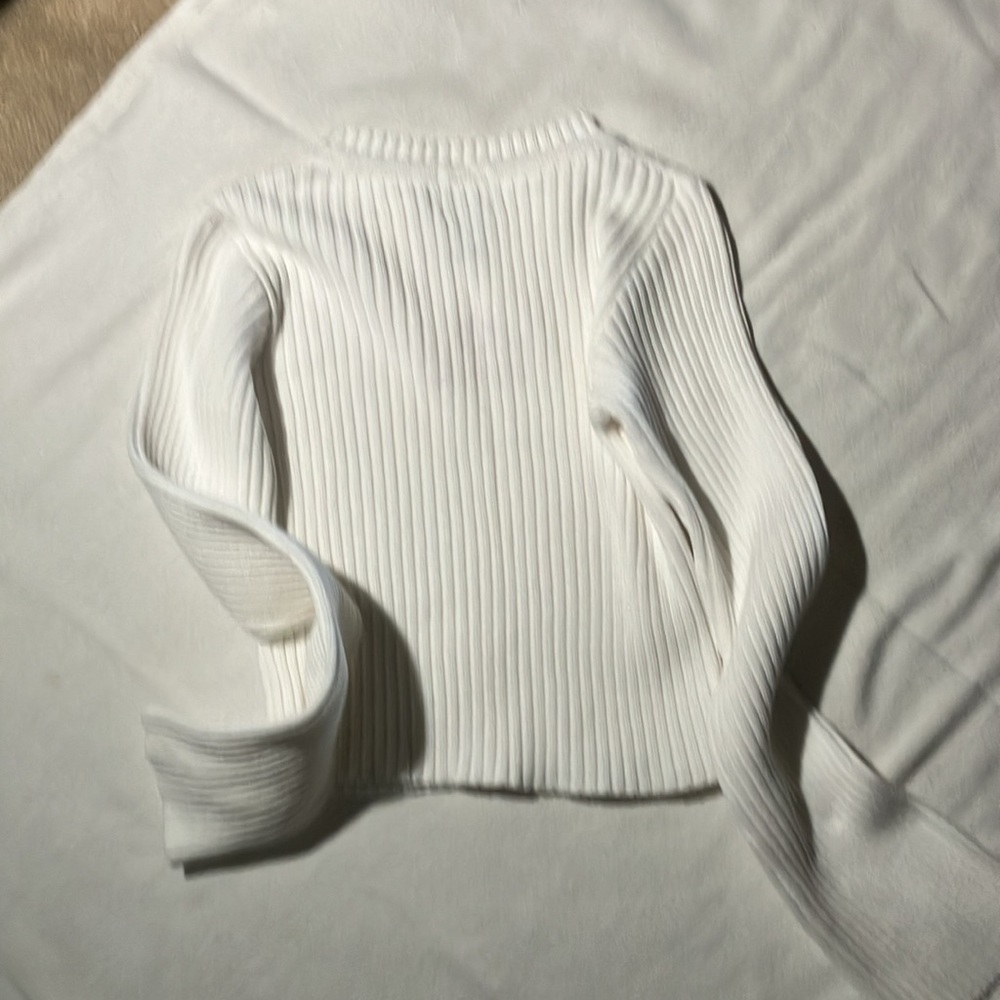 Girls Sweater - Picture 2 of 3
